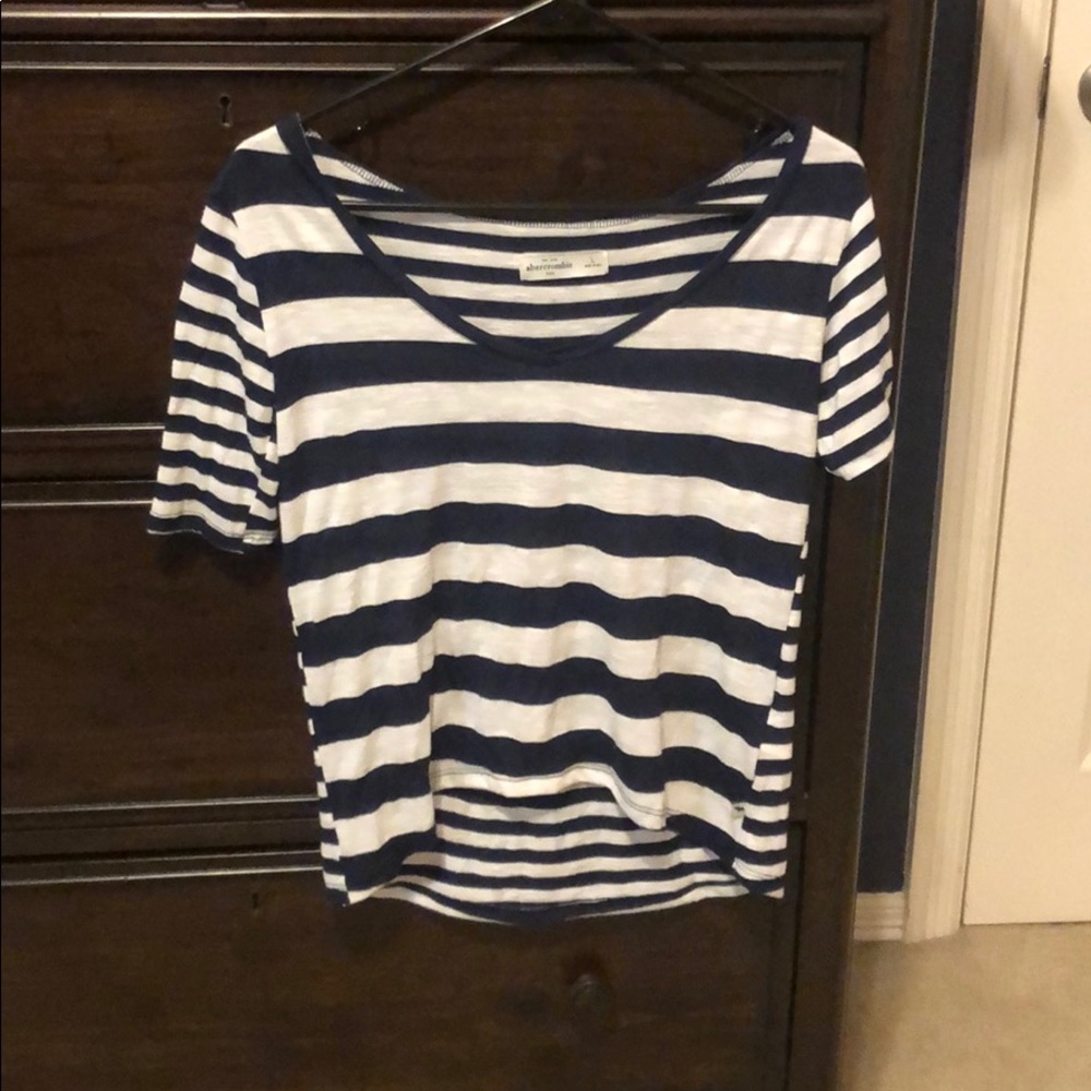 Abercrombie Stripped Tee Size L